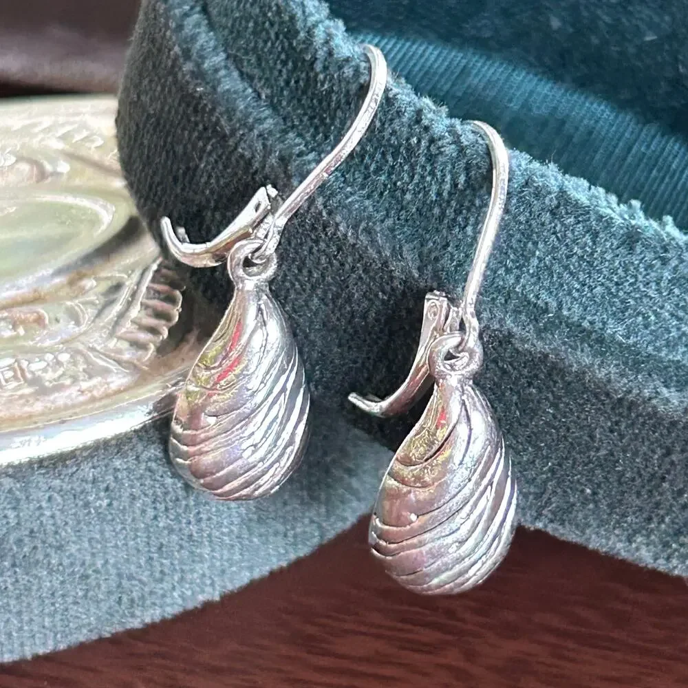 Vintage Sterling Silver 925 Teardrop Dangle Earrings – Textured Drop Design